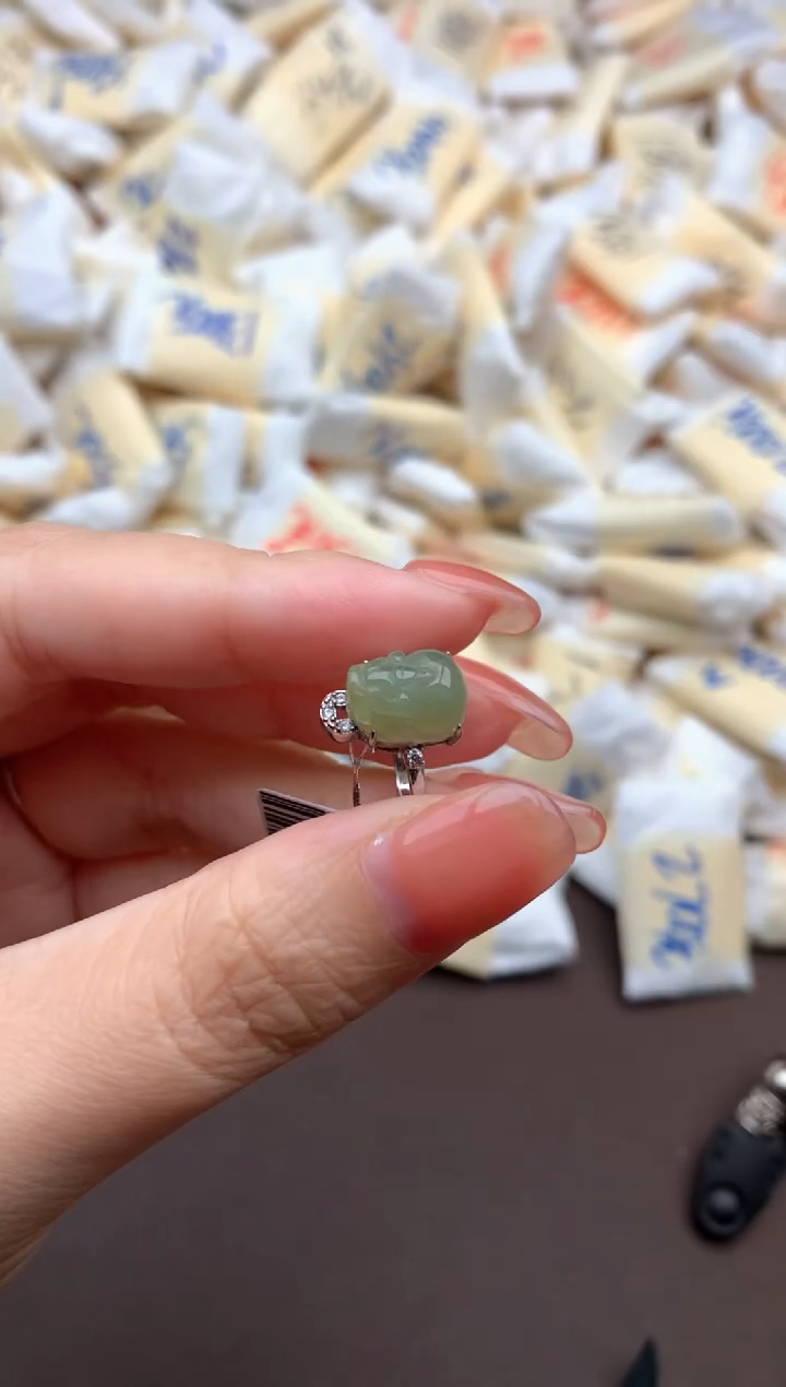 【闪购商品】翡翠挂件银S925镶嵌      一   