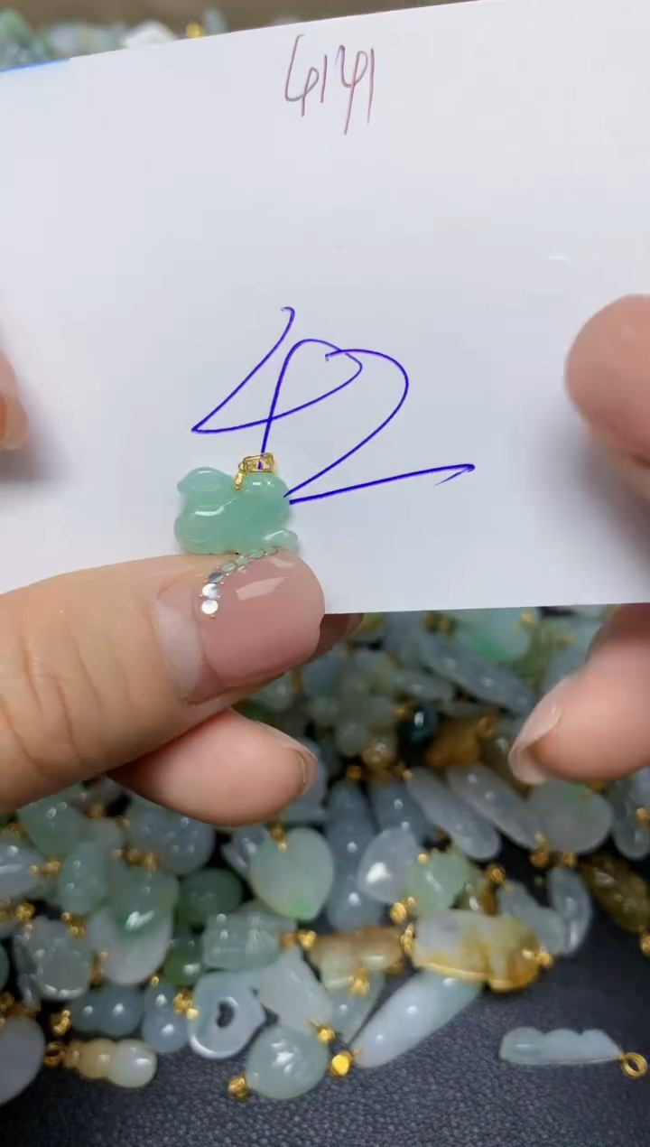 【闪购商品】翡翠挂件18K金镶嵌 天然翡翠A货