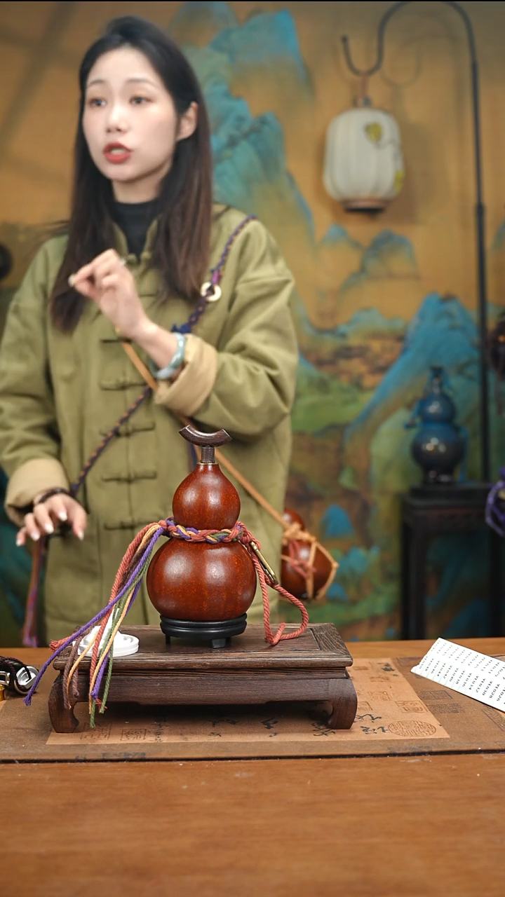 YE009简约大漆款天然酒葫芦（一物一拍）