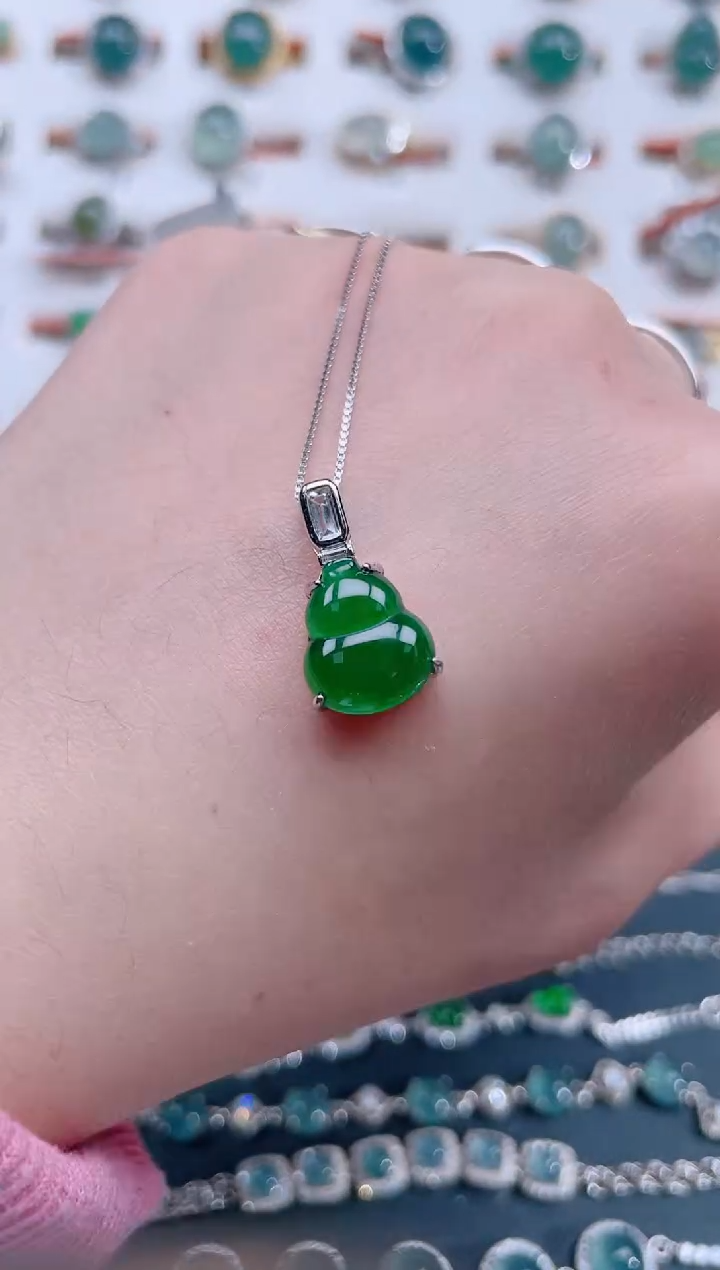 颈饰银S925镶嵌翡翠天然翡翠