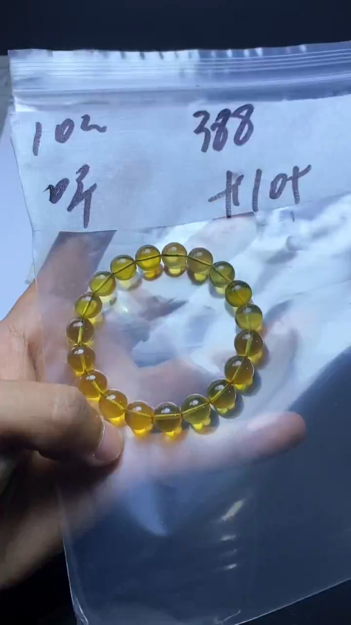 【闪购商品】琥珀手串未镶嵌88888888