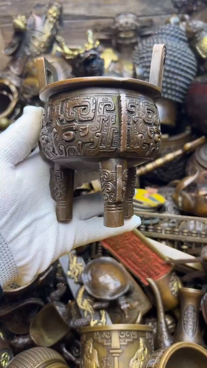 精美铜器，点击下单