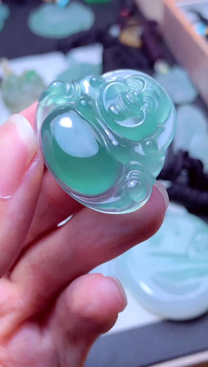 颈饰未镶嵌翡翠天然A货翡翠