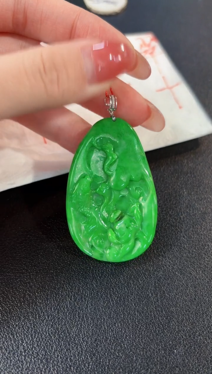 【闪购商品】翡翠颈饰18K金镶嵌 缅料A货/支持复检/一件