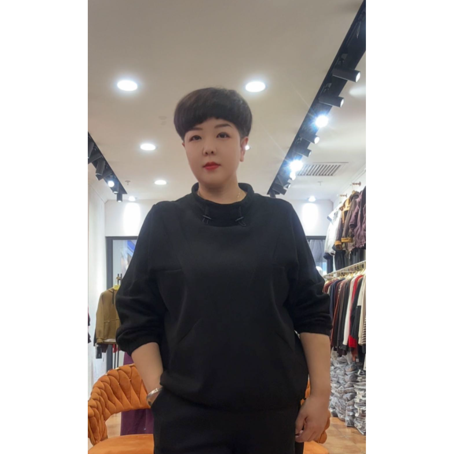 120-160斤  秋冬季休闲时尚百搭均码黑色宽松长袖卫衣