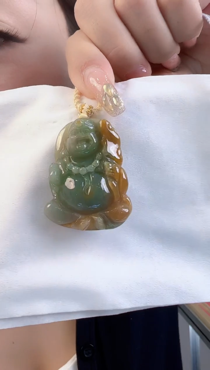 【闪购商品】翡翠颈饰未镶嵌翡翠带黄翡佛公
