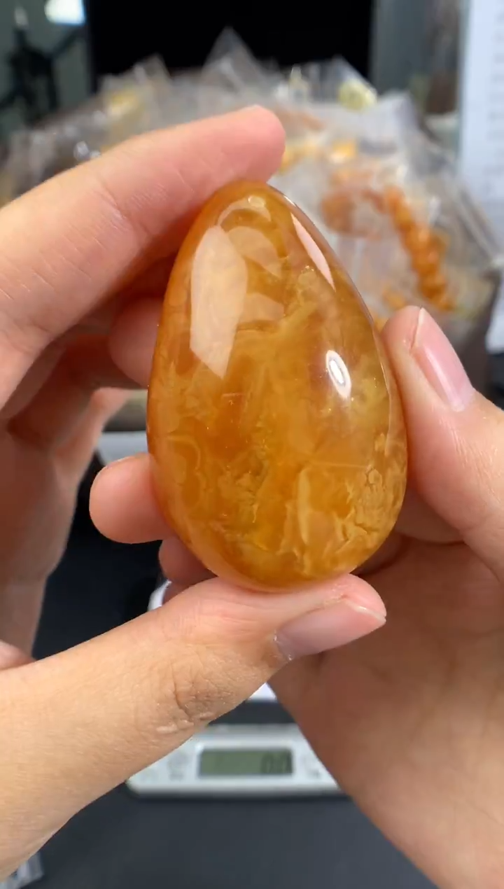 蜜蜡未镶嵌珠宝奇石1