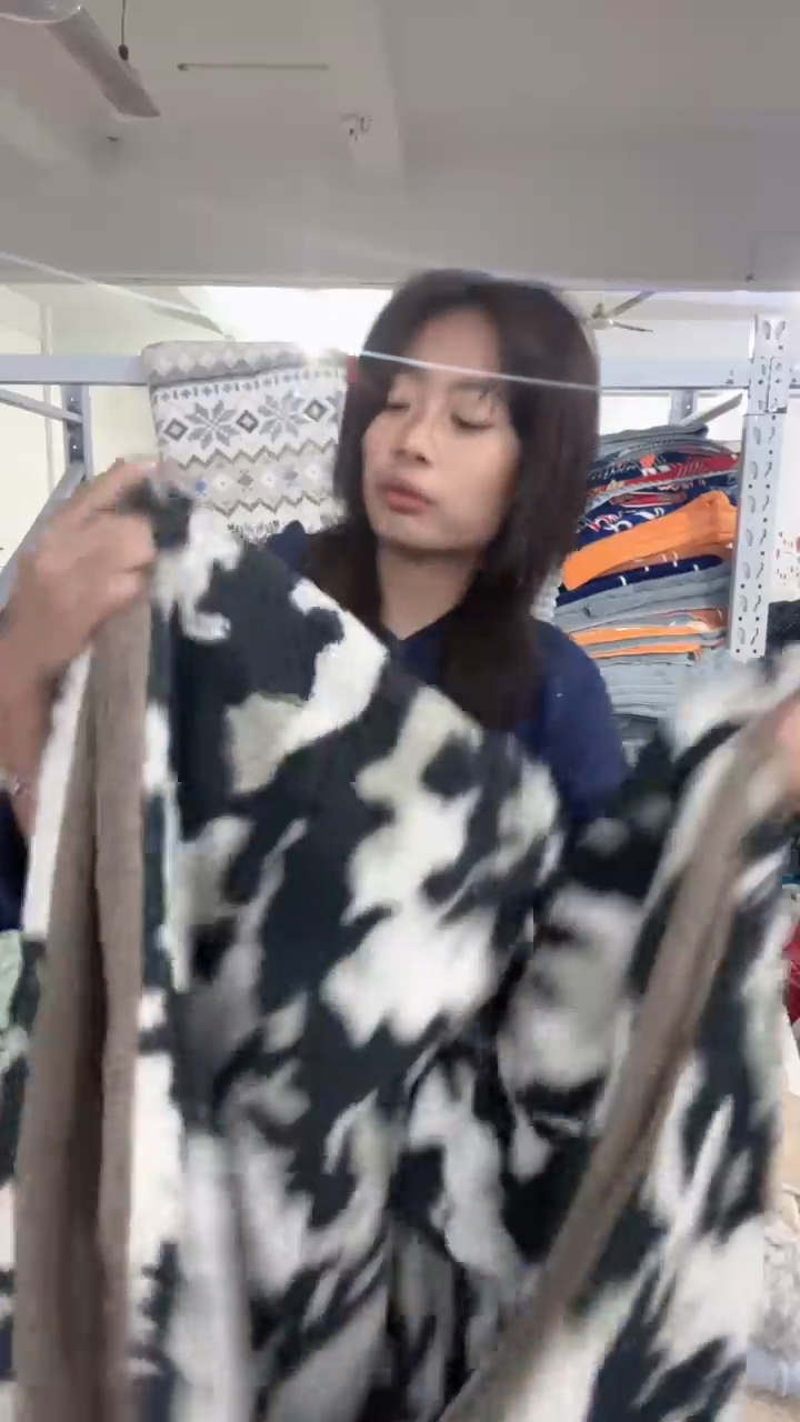 法兰绒047                 1.5*2