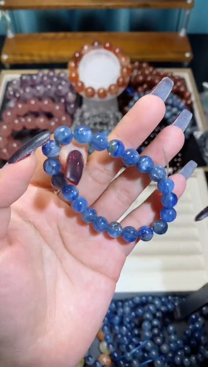 【闪购商品】水晶手串未镶嵌龙鳞蓝晶204