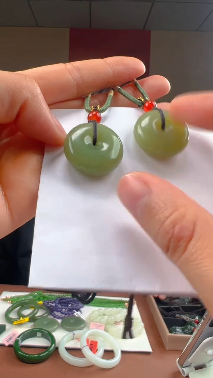 颈饰未镶嵌和田玉a7