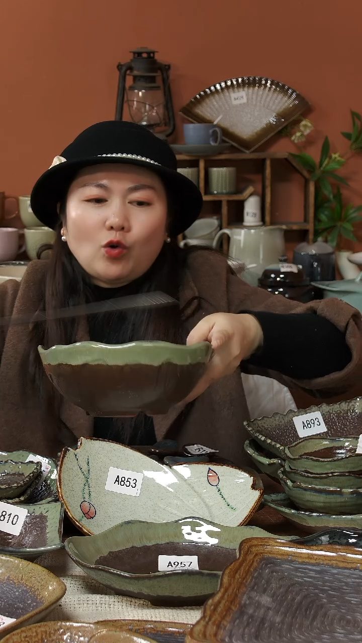 陶瓷A892 一只异形深碗红泥窑变复古20.5*8.5微瑕