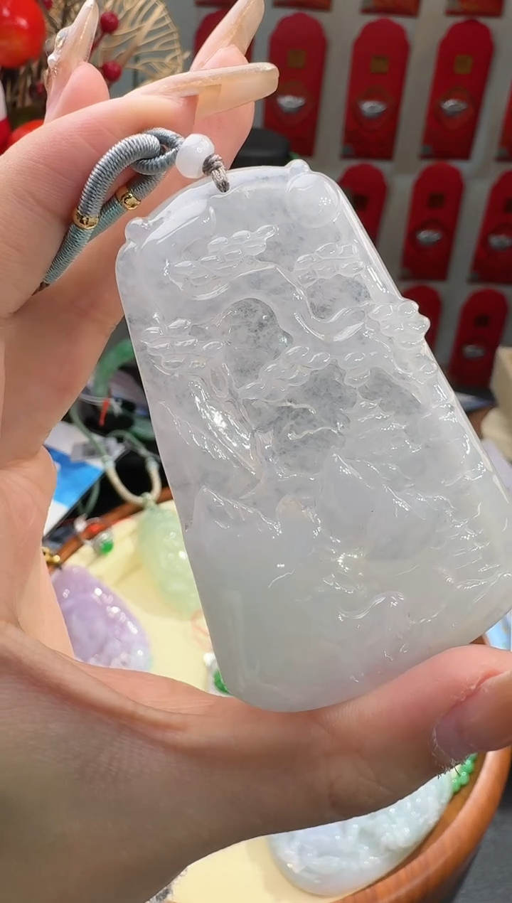 【闪购商品】翡翠颈饰未镶嵌挂件