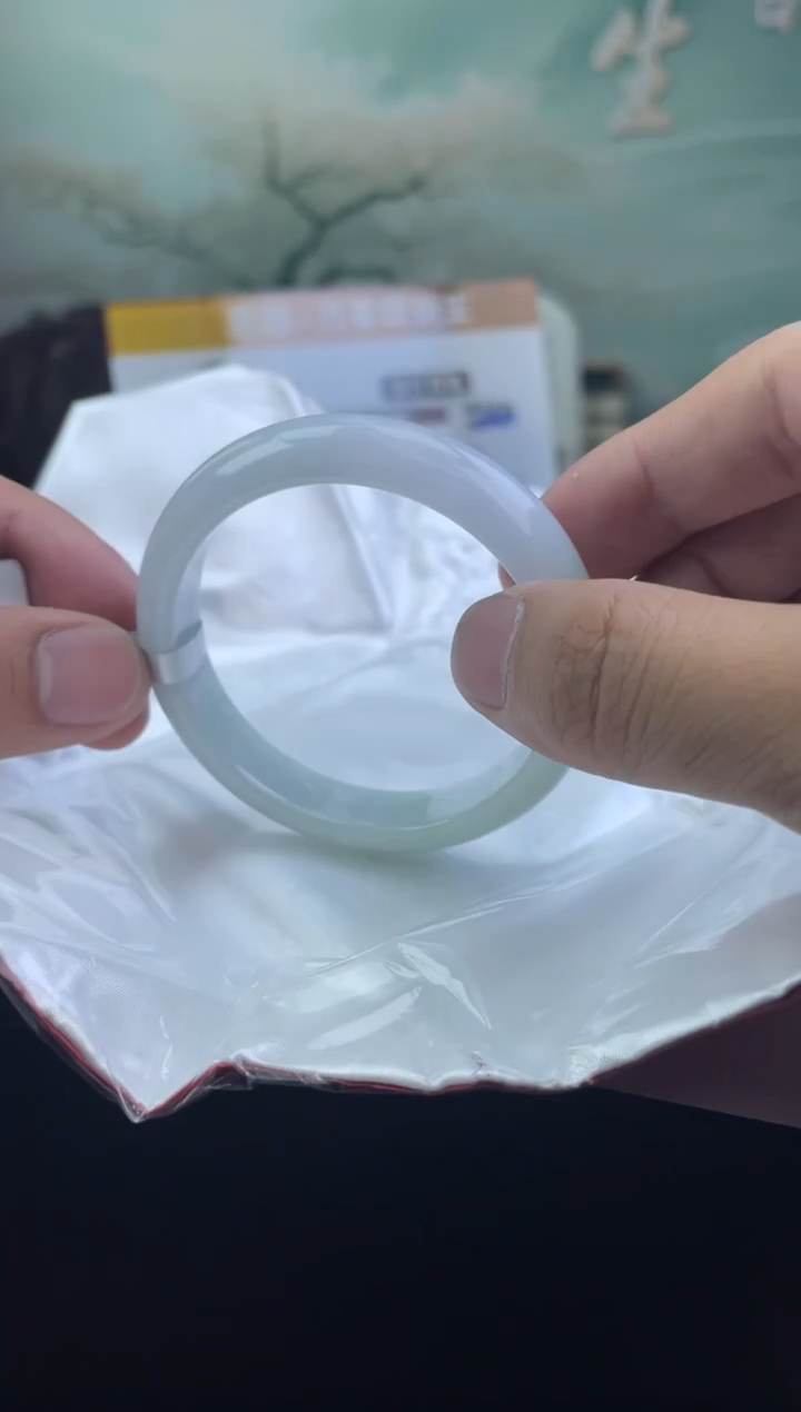 翡翠手镯未镶嵌21翡翠手镯