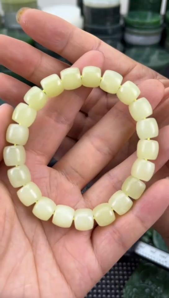 和田玉未镶嵌珠宝半成品手串