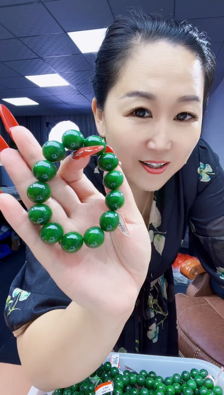 手串未镶嵌和田玉纯天然和田玉新疆玛纳斯翠阳绿16