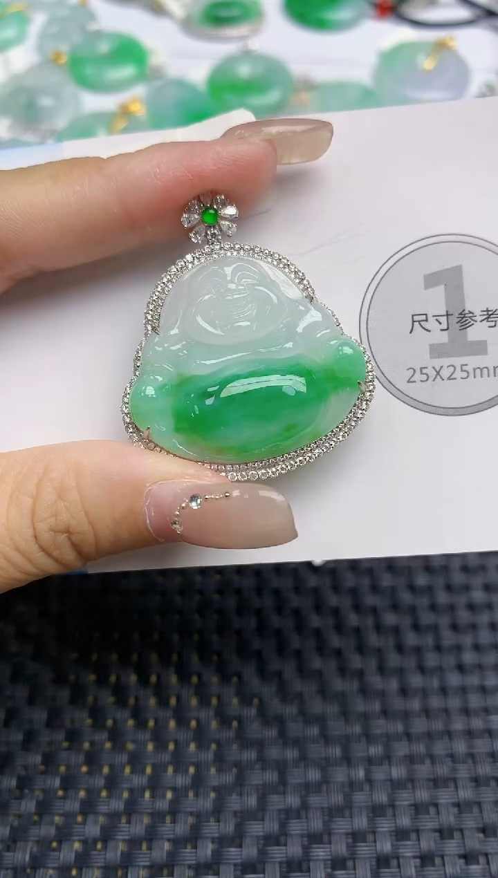 颈饰18K金镶嵌翡翠天然缅甸A货翡翠百元以上9元证书费自理
