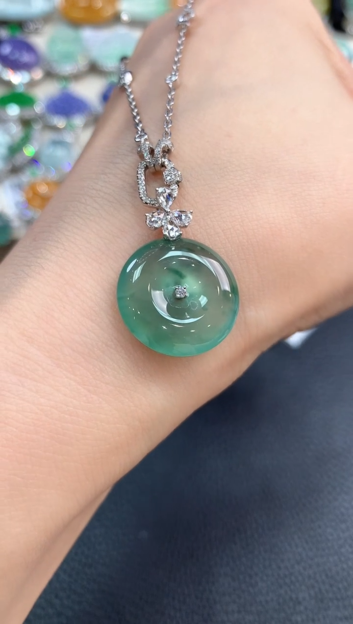 【闪购商品】翡翠套链18K金镶嵌m56       