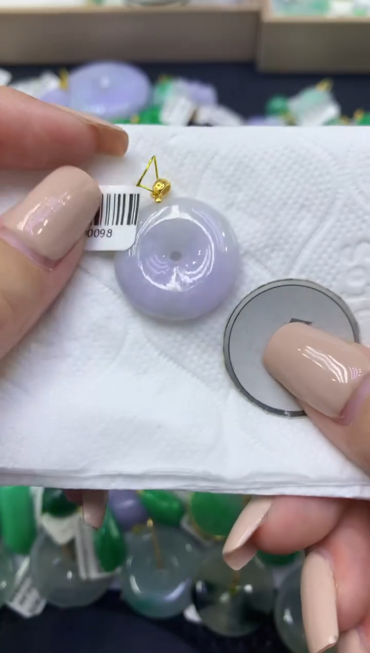 颈饰未镶嵌翡翠天然缅甸翡翠A货