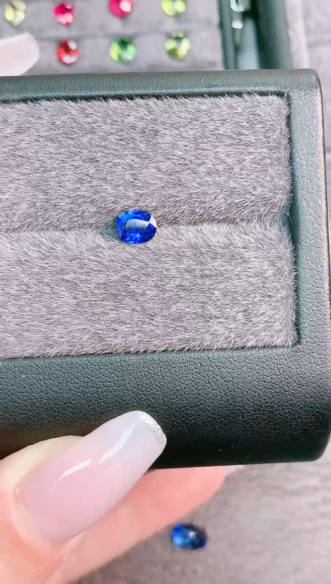 裸石蓝宝石0.77ct