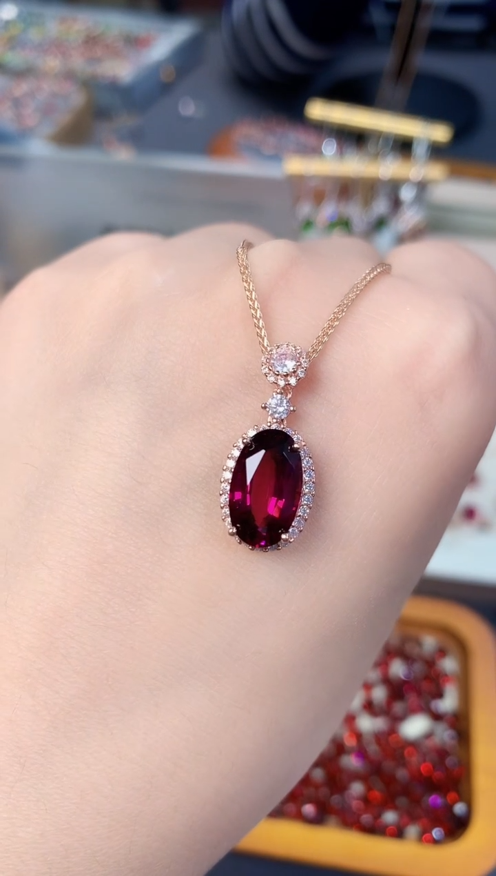 【闪购商品】石榴石吊坠银S925镶嵌天然镁铝