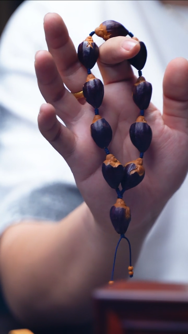 橄榄核手串/手链紫皮-【包衣弥勒】