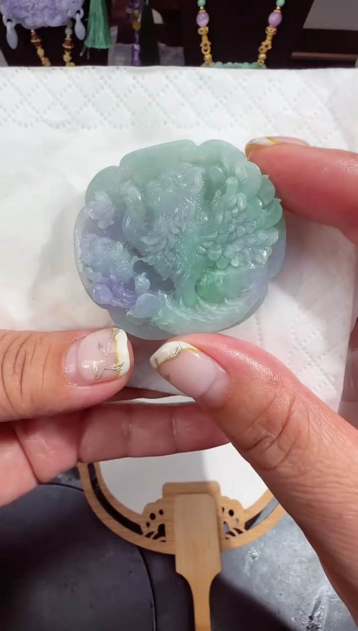 定制翡翠未镶嵌拍照