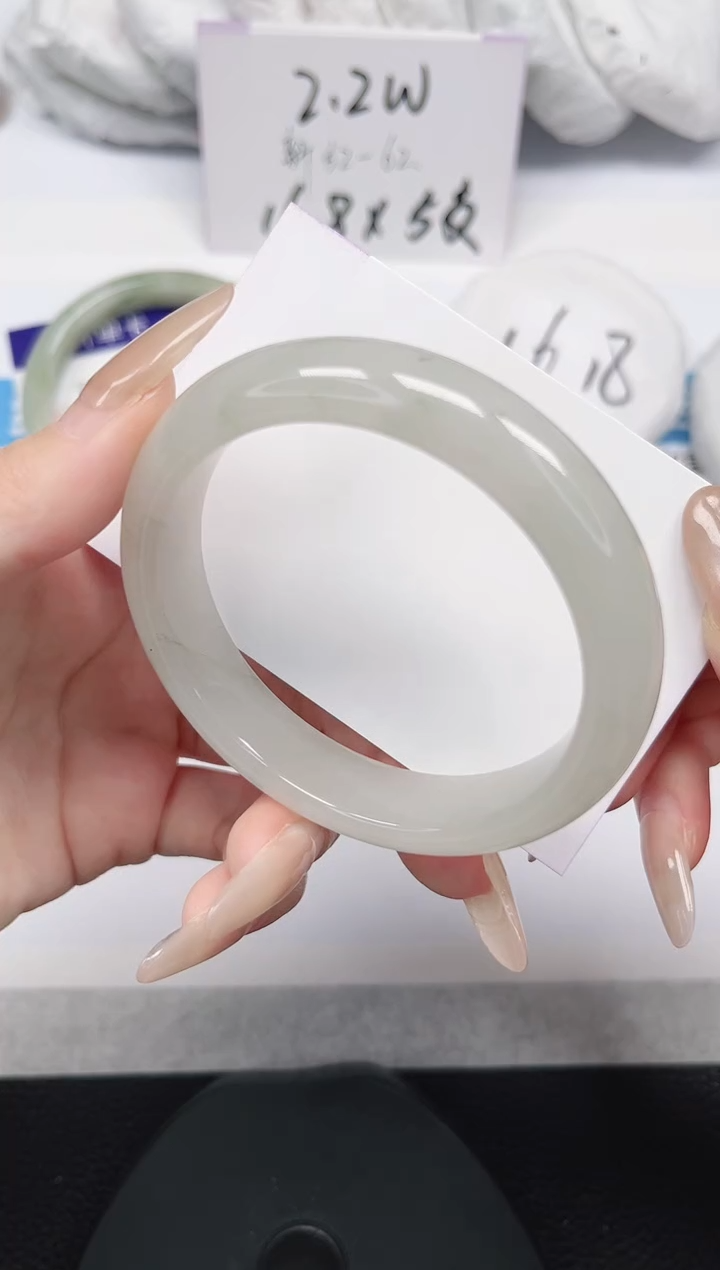 未镶嵌手镯石英岩玉110-56.7圈