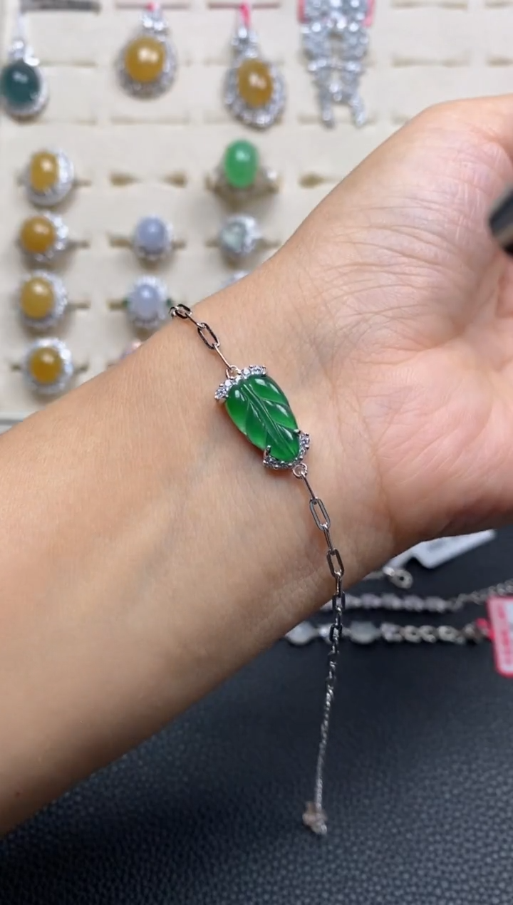 【闪购商品】翡翠戒指银S925镶嵌11111