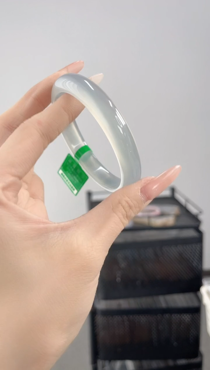 【闪购商品】玛瑙/玉髓手镯未镶嵌59-60圈