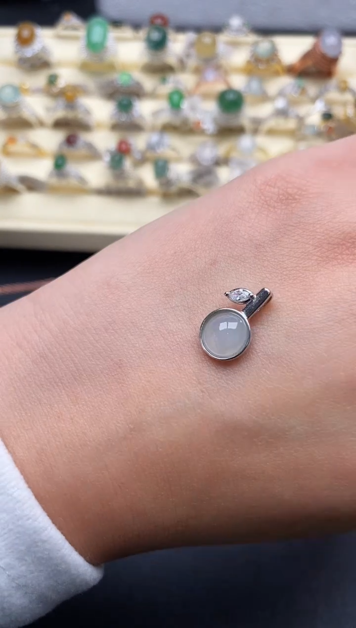 【闪购商品】翡翠戒指银S925镶嵌3333333+7