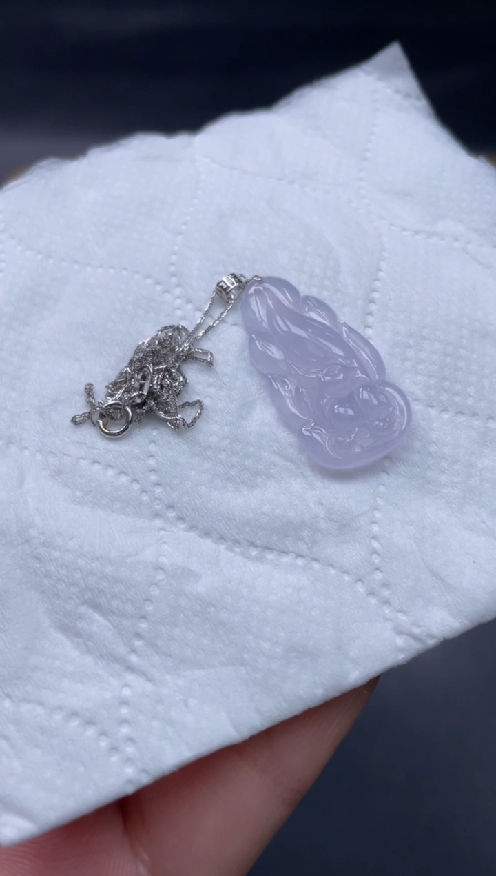 【闪购商品】翡翠颈饰18K金镶嵌54...........