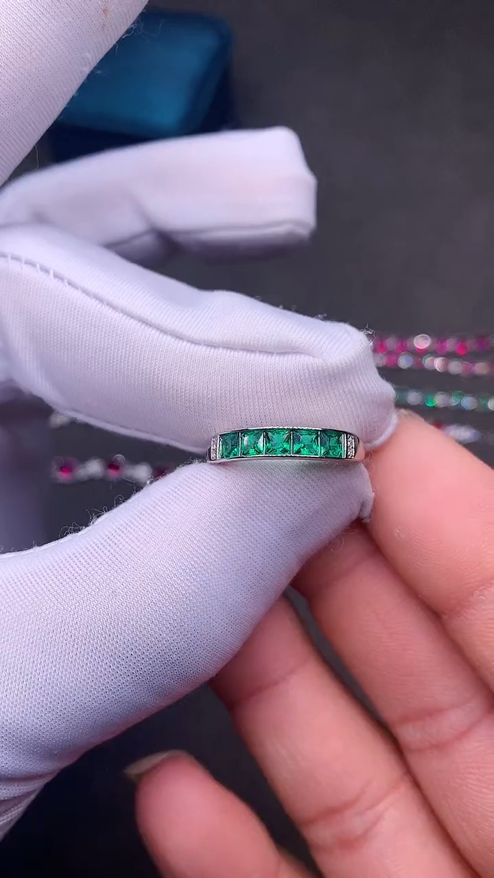 【闪购商品】祖母绿戒指银S925镶嵌······