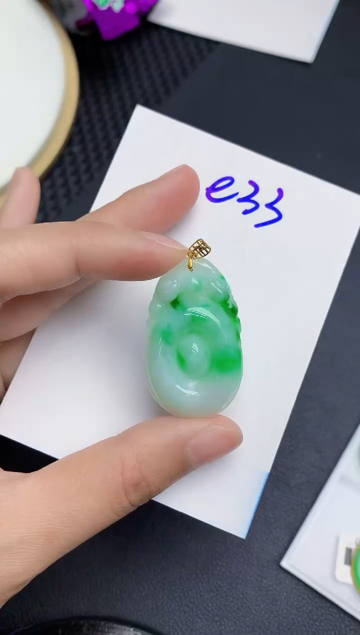 【闪购商品】翡翠颈饰18K金镶嵌000000000