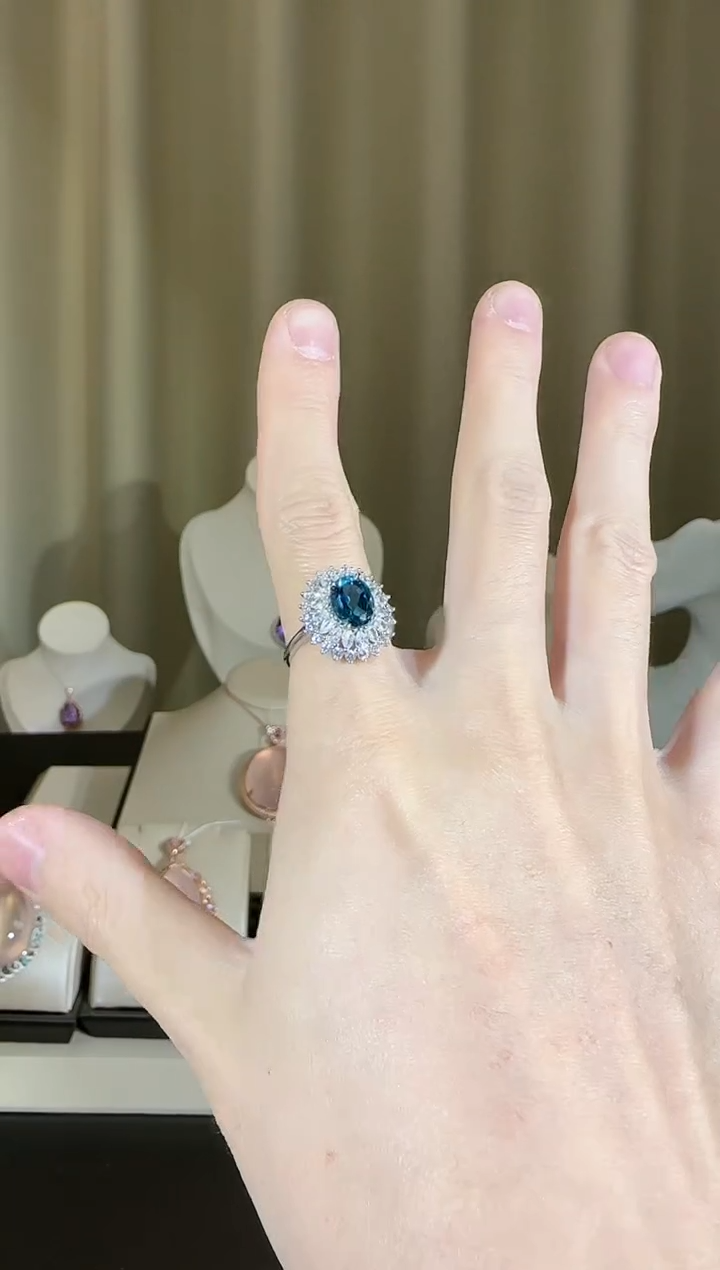 【闪购商品】托帕石戒指银S925镶嵌9*7mm