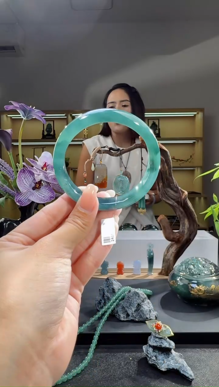 未镶嵌手镯翡翠59.3圈