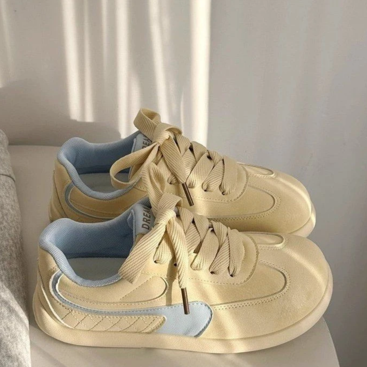 【甜甜】2025新款得讯鞋板鞋小白鞋，孤品