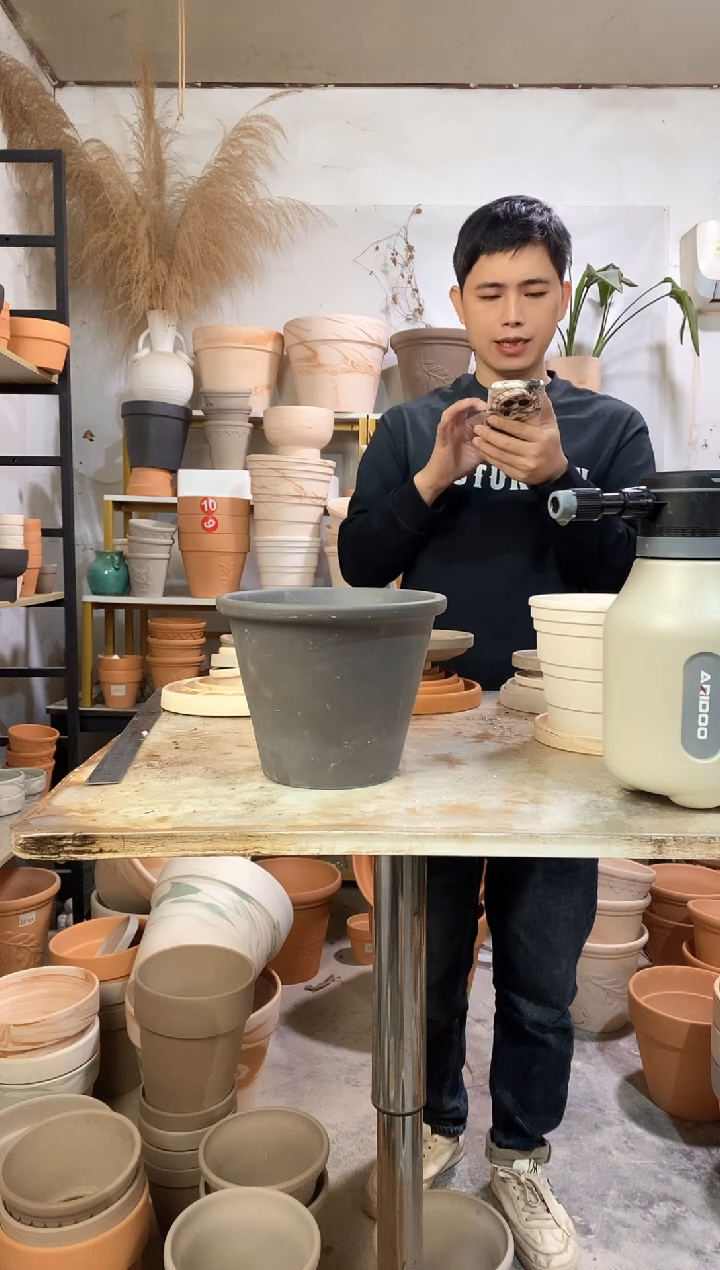 瑕疵无售后20*16黑陶 1盆无托