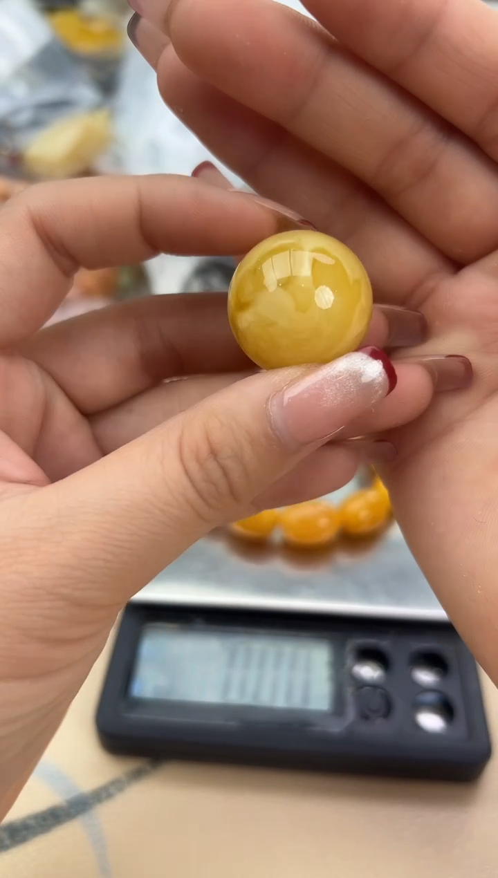 【闪购商品】琥珀裸石未镶嵌蜜蜡单珠