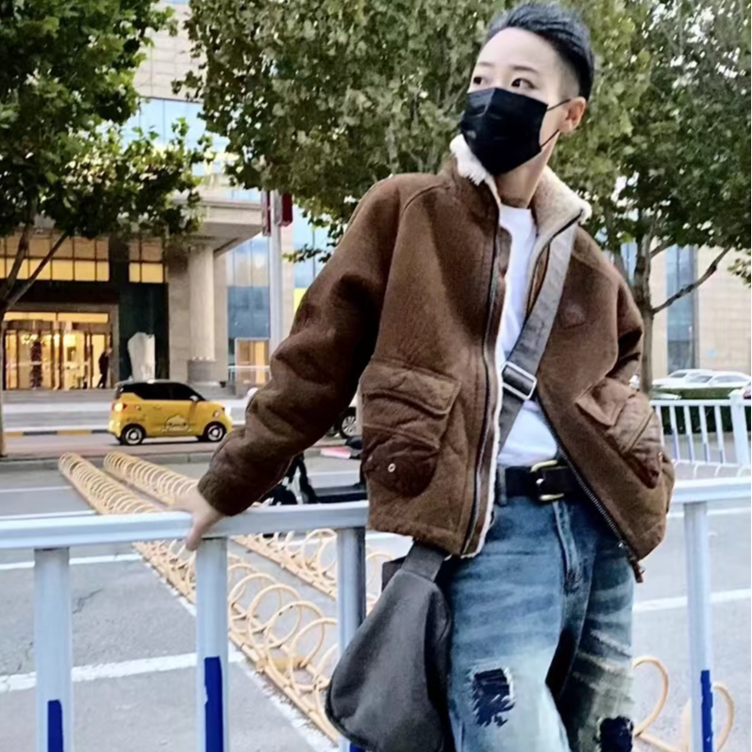 T9375-醇植浆染原生态绵羊皮毛一体复古做旧女款冬季厚外套