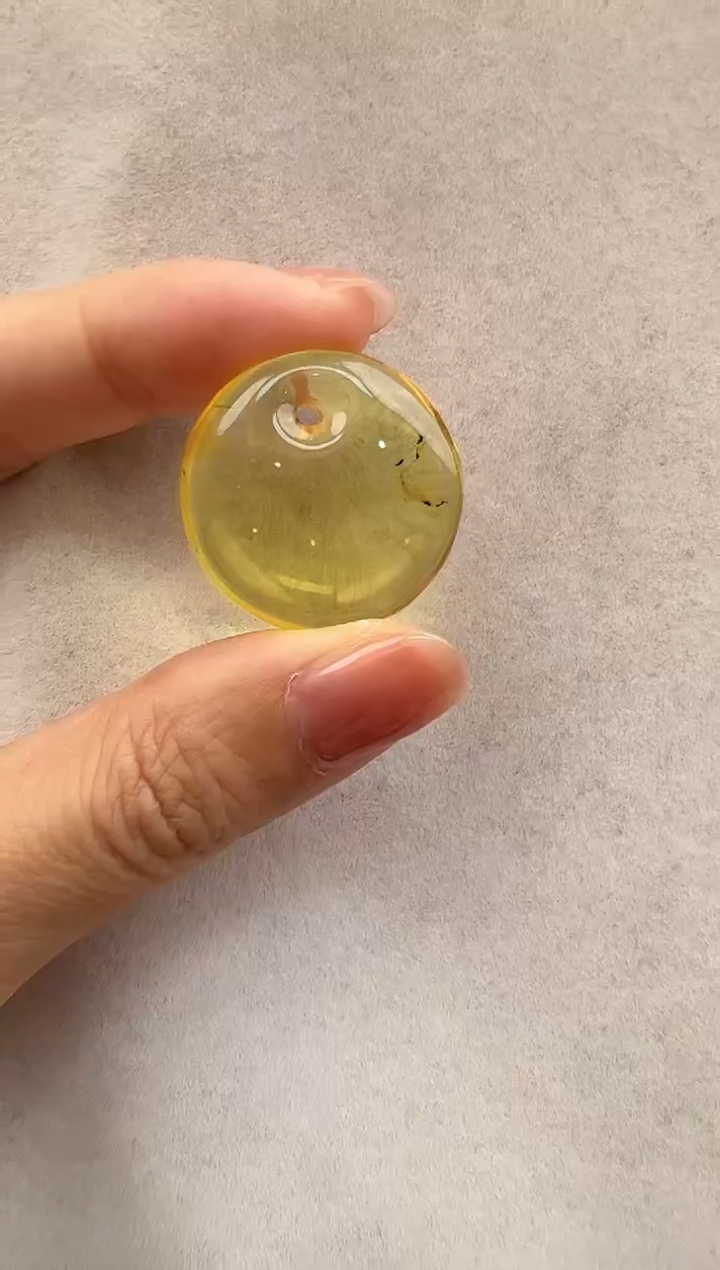 【闪购商品】琥珀裸石未镶嵌10203272-手机坠