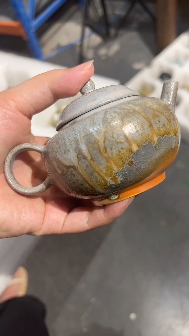 壶537号容量140-150ML中白泥