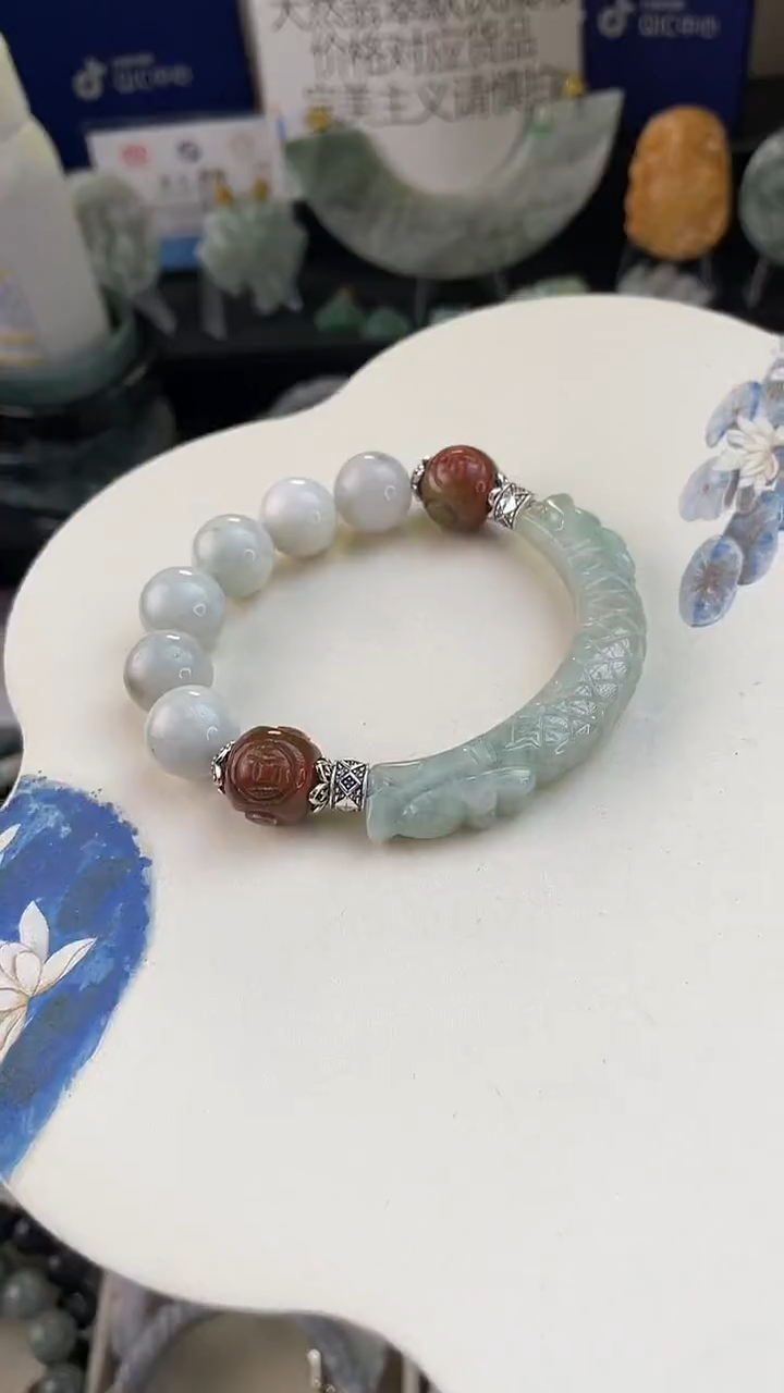 未镶嵌手链翡翠手工定制主默认微瑕播介绍为准