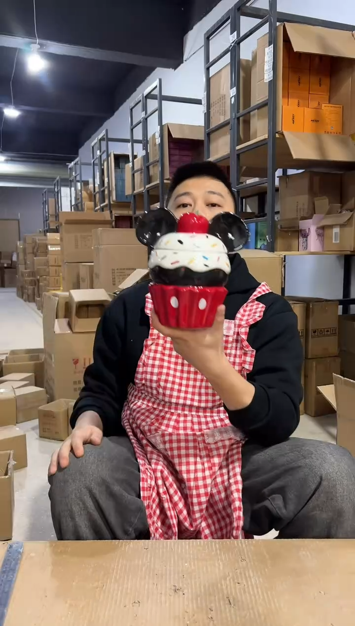 【闪购商品】杯大号米奇纸盒蛋糕带盖罐