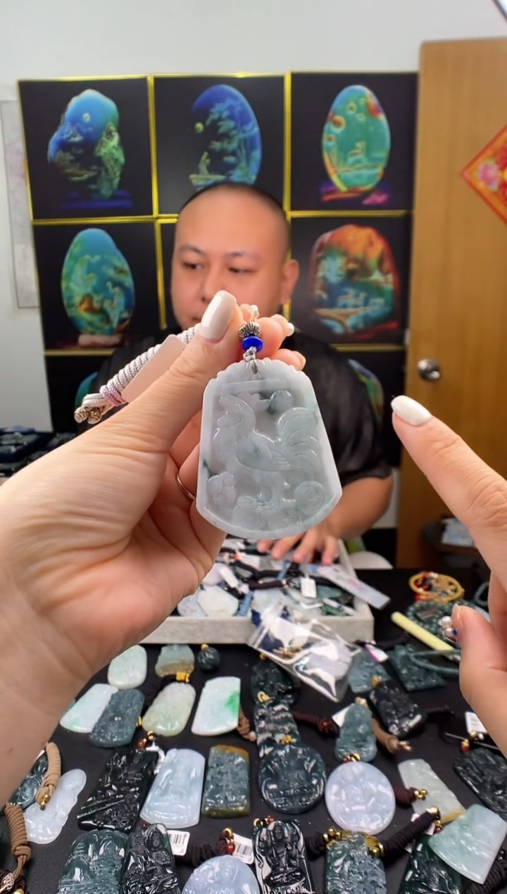颈饰未镶嵌翡翠多样性发其一