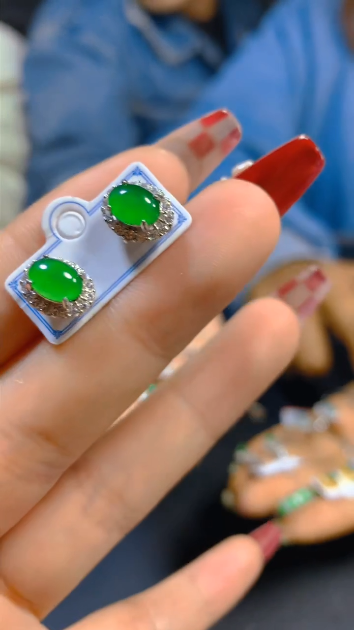 【闪购商品】翡翠耳饰未镶嵌0514926811多样性发一