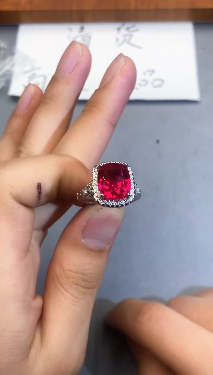 【闪购商品】石英质玉珠宝奇石未镶嵌1