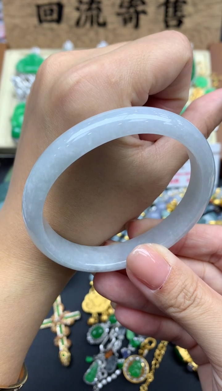 【闪购商品】翡翠手镯未镶嵌82-中国好珍宝