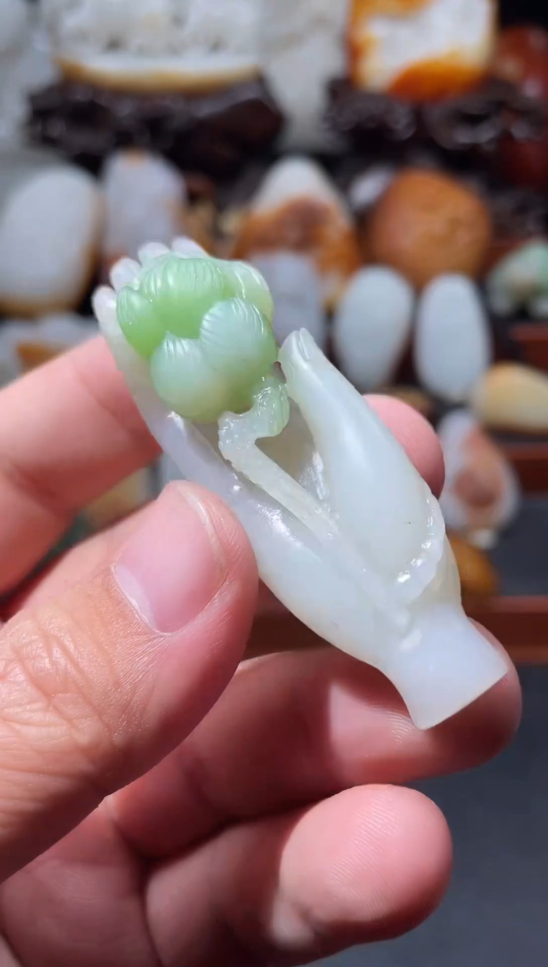 未镶嵌和田玉挂件上****强的风格和规范的话购房合同还有