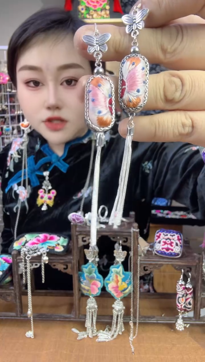 【闪购商品】刺绣纯手工苗绣非遗耳环