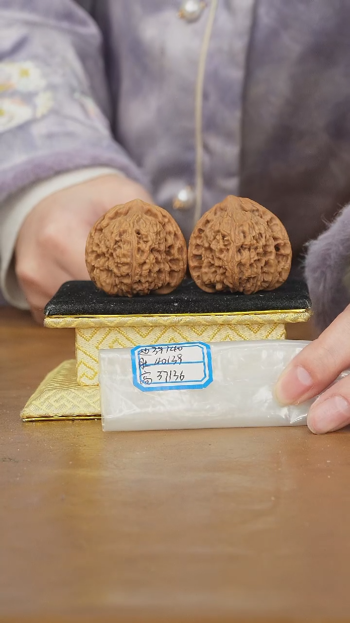 把件文玩核桃赵喜满南将石